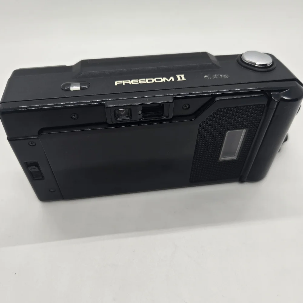 Minolta Camera Auto Focus Freedom II UNTESTED With Case